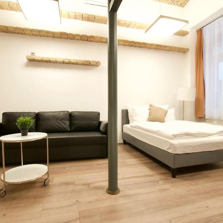 St. King 1 By Hi5 Apartments بودابست المظهر الخارجي الصورة