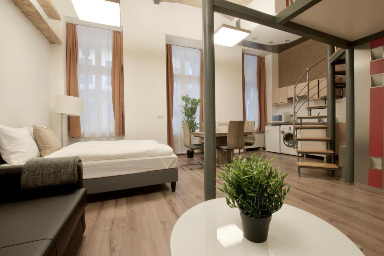 St. King 1 By Hi5 Apartments بودابست المظهر الخارجي الصورة