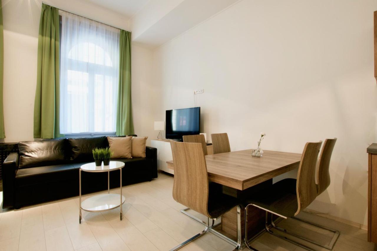 St. King 1 By Hi5 Apartments بودابست المظهر الخارجي الصورة