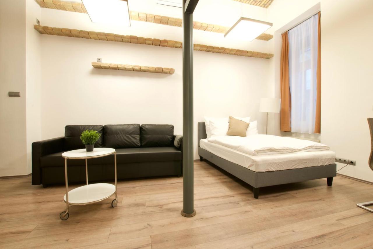 St. King 1 By Hi5 Apartments بودابست المظهر الخارجي الصورة