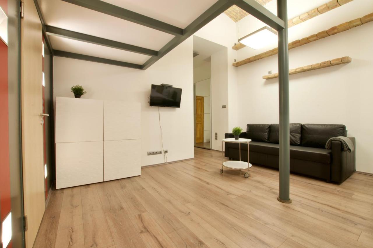 St. King 1 By Hi5 Apartments بودابست المظهر الخارجي الصورة