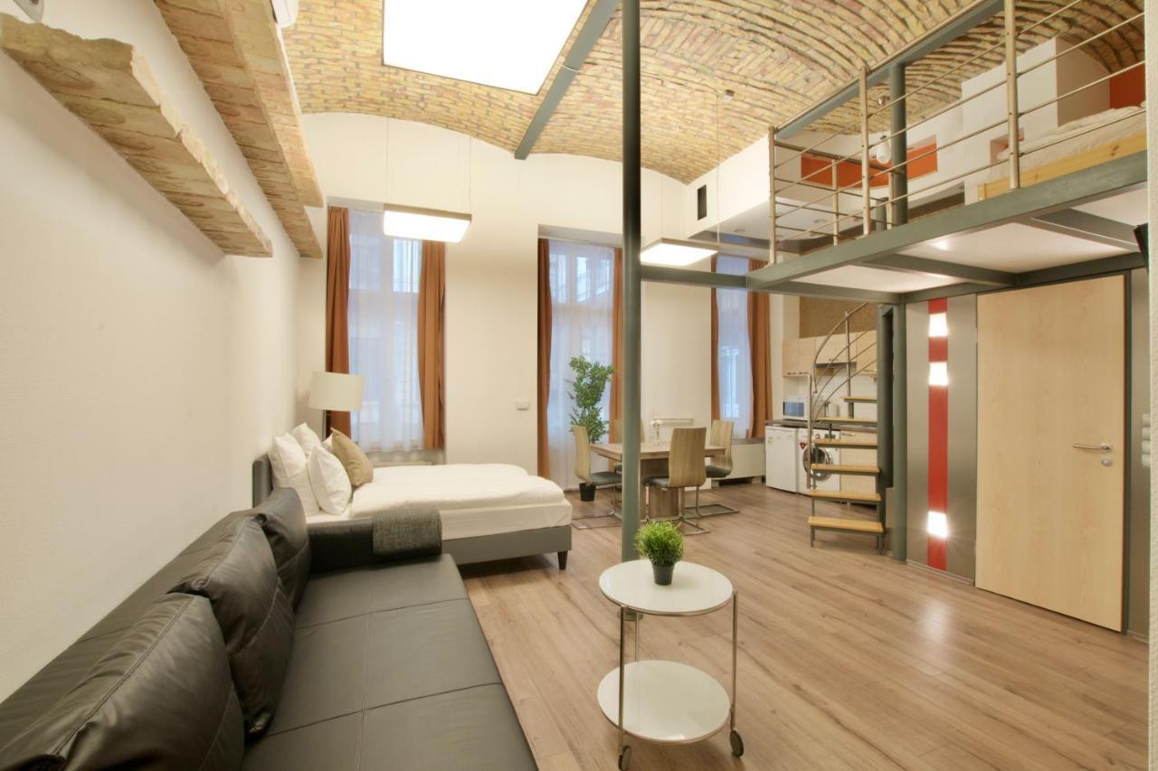 St. King 1 By Hi5 Apartments بودابست المظهر الخارجي الصورة