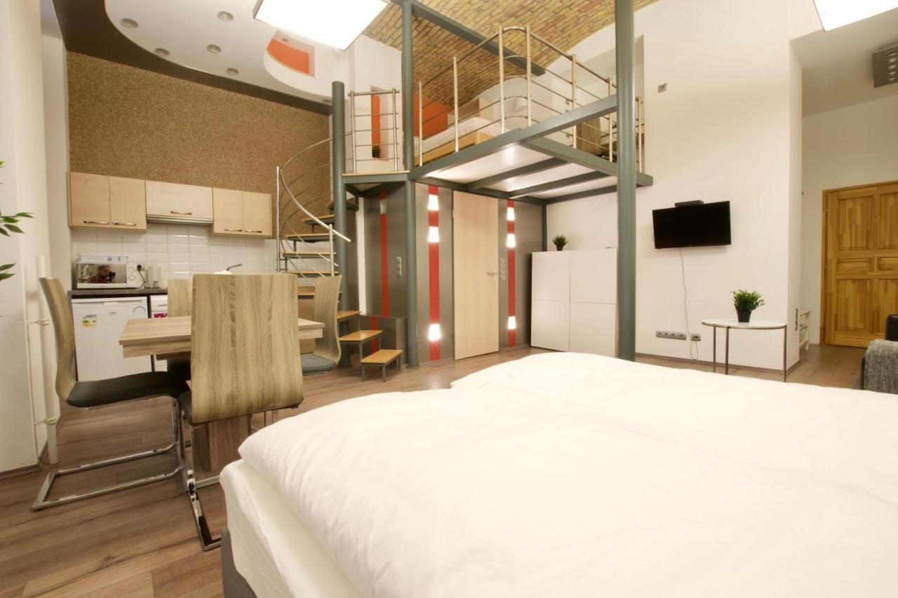 St. King 1 By Hi5 Apartments بودابست المظهر الخارجي الصورة